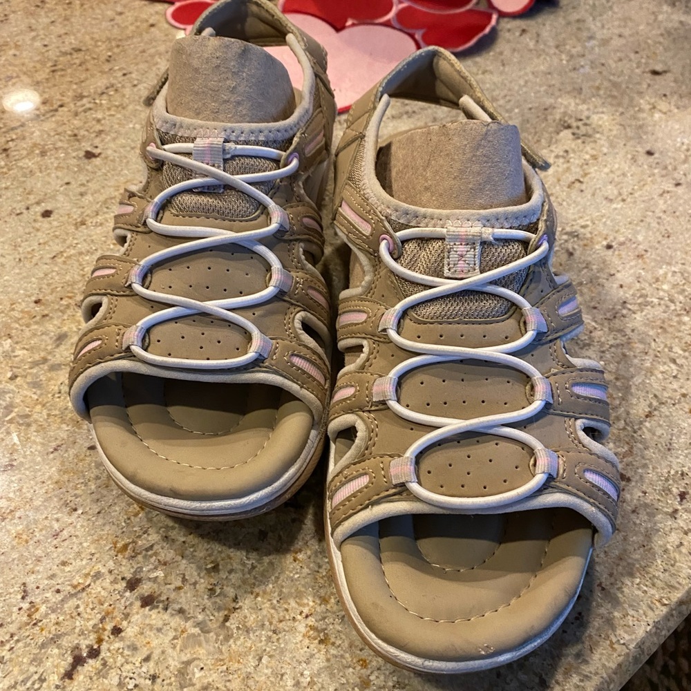 Ryka sport walking shoes